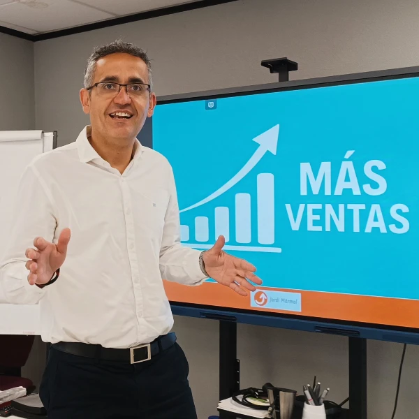 Foto de un estratega comercial